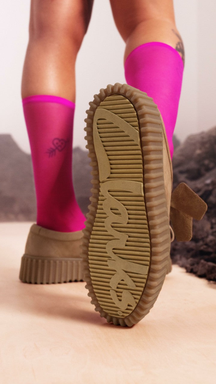 Clarks Best Price / Torhill Bee Light Tan Nubuck