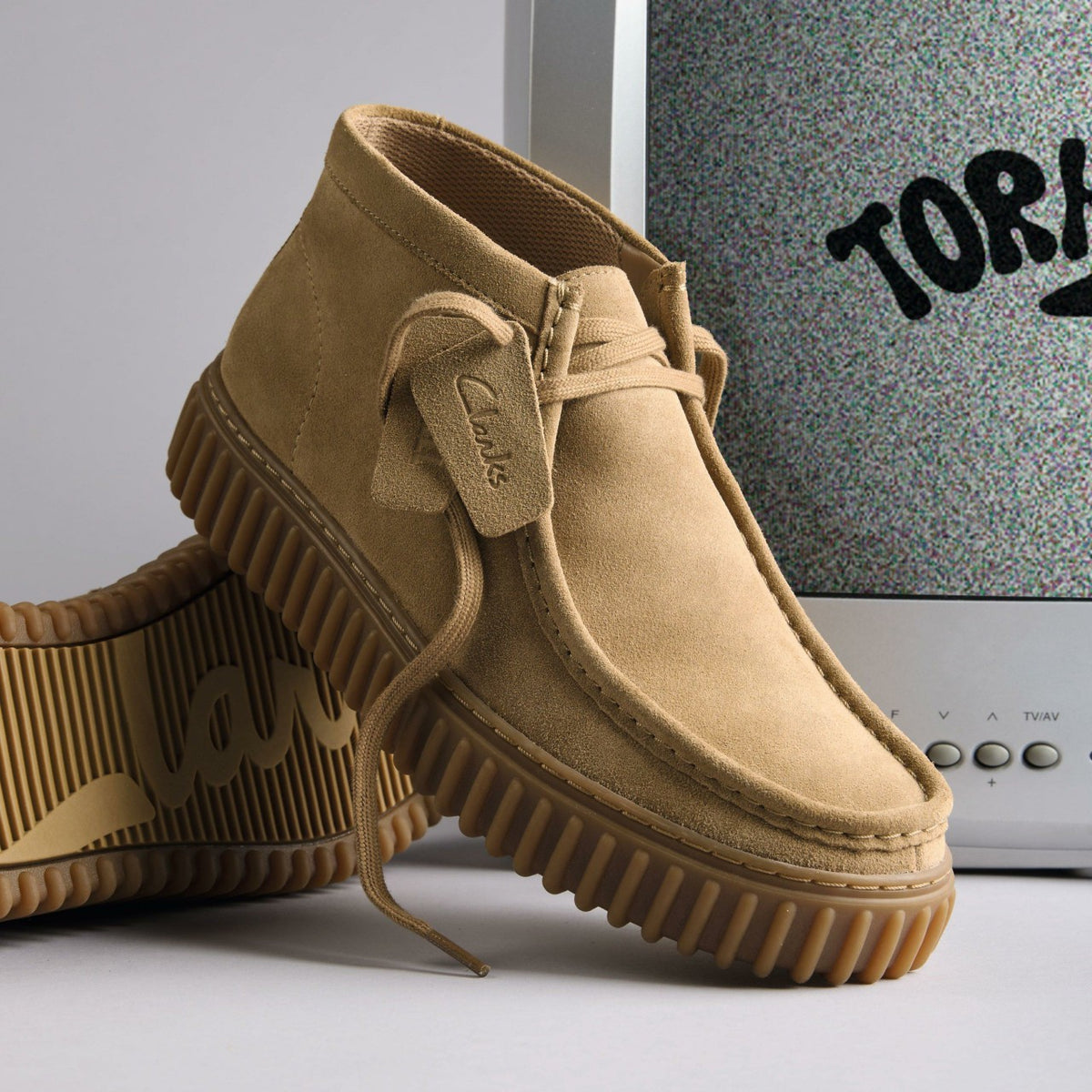 Clarks Exclusive / Torhill Hi Dark Sand Suede