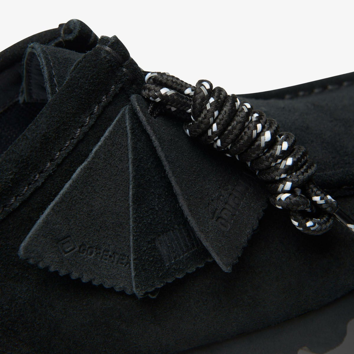 Clarks Best Price / Wallabee GORE-TEX Black Suede