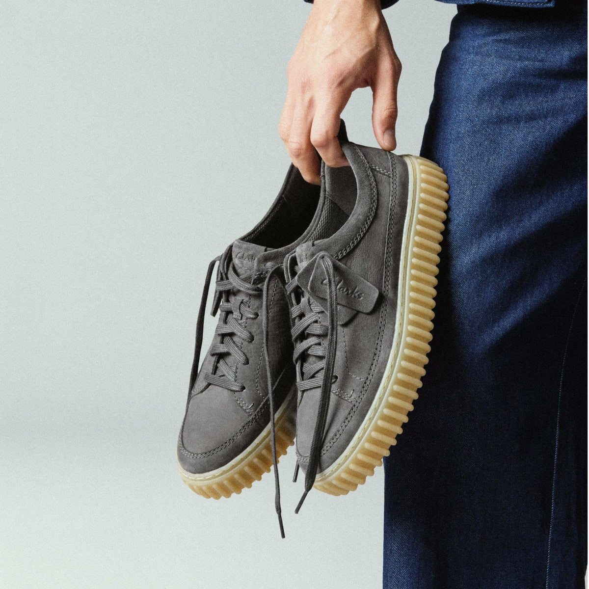 Clarks Recommended / Torhill Lace Dark Grey Nubuck
