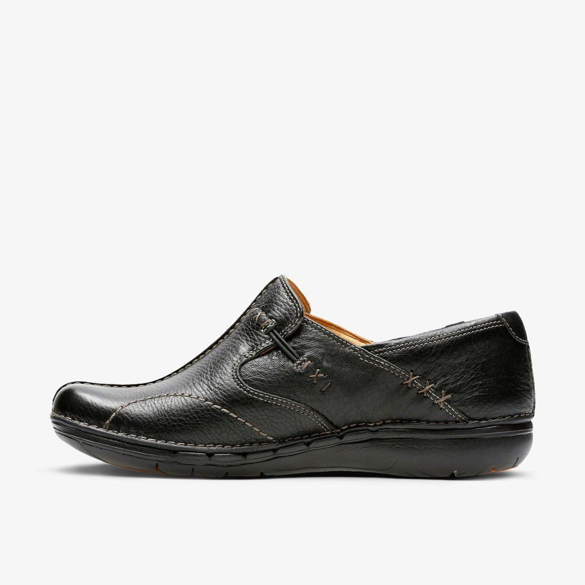 Clarks Deals / Un Loop Black Leather