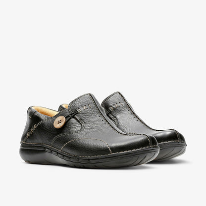 Clarks Deals / Un Loop Black Leather