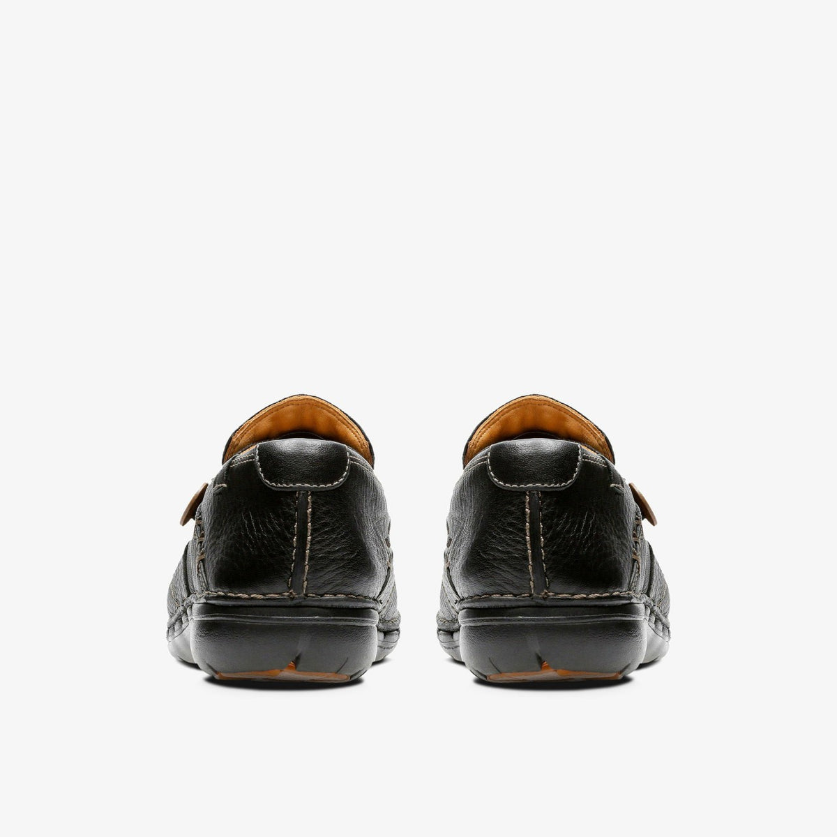 Clarks Deals / Un Loop Black Leather