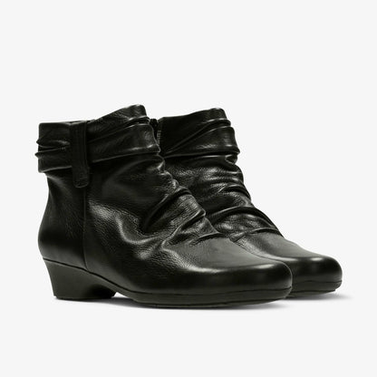 Clarks Best Seller / Matron Ella Ankle Boot Black Leather
