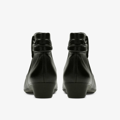 Clarks Best Seller / Matron Ella Ankle Boot Black Leather