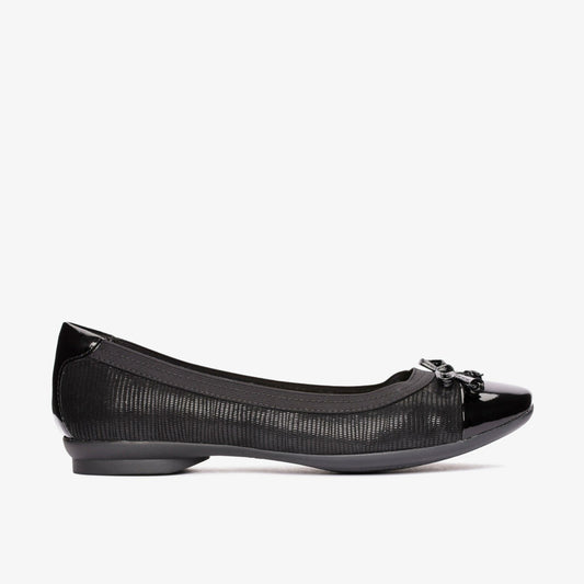 Clarks Featured / Candra Glow Black Suede