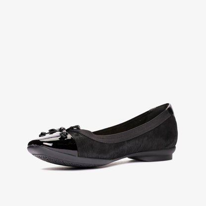 Clarks Featured / Candra Glow Black Suede