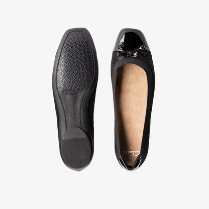 Clarks Featured / Candra Glow Black Suede