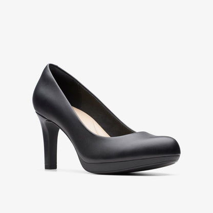 Clarks Signature / Adriel Viola Black Leather