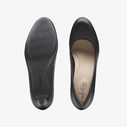Clarks Signature / Adriel Viola Black Leather