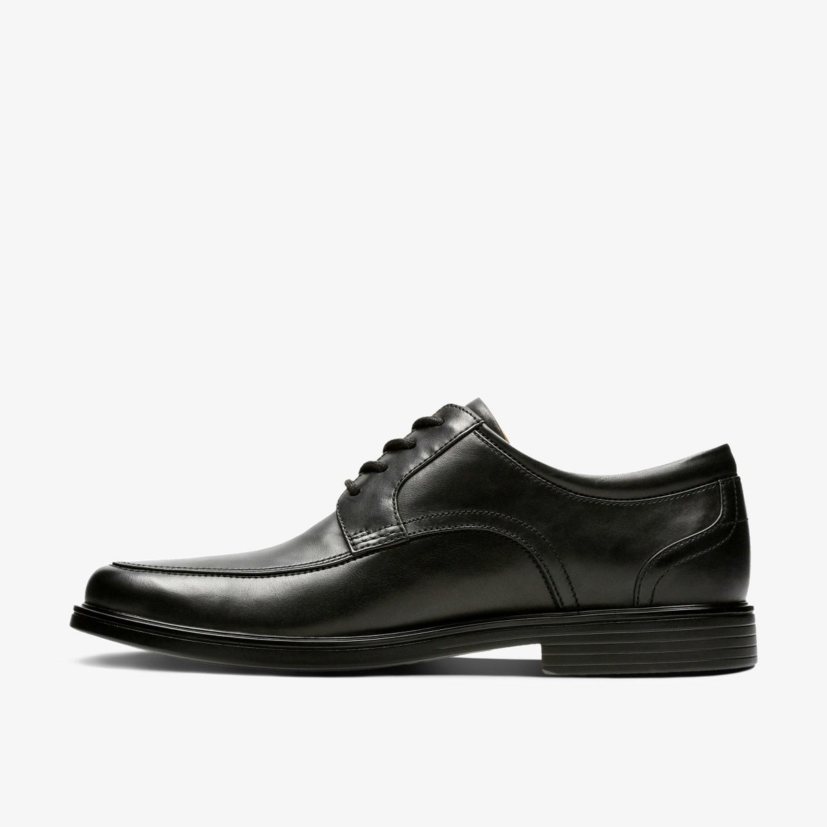 Clarks Classic / Un Aldric Park Black Leather
