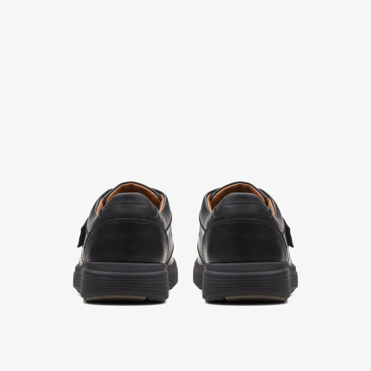 Clarks Best Seller / Un Abode Strap Loafer Black Leather