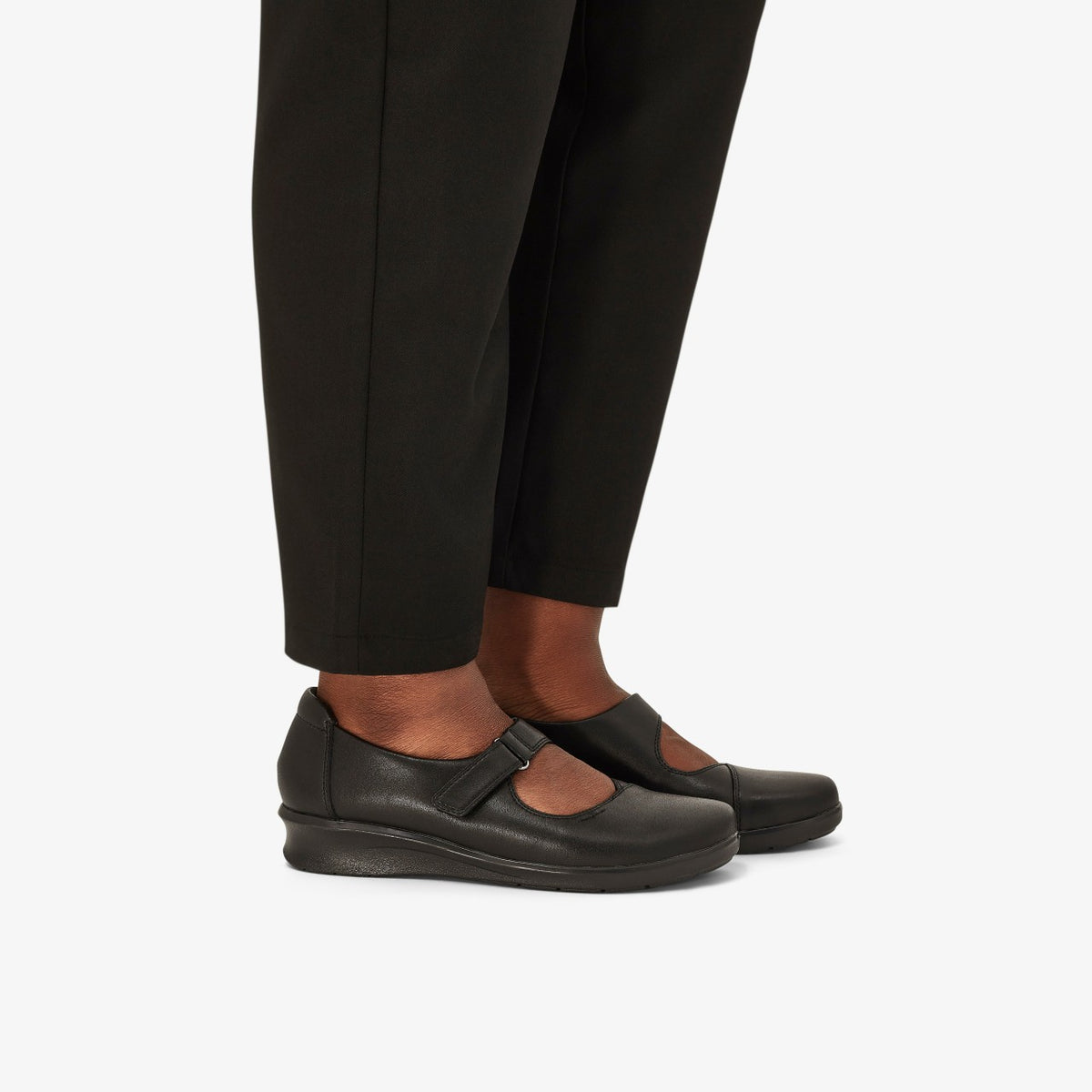 Clarks Everyday / Hope Henley Black Leather