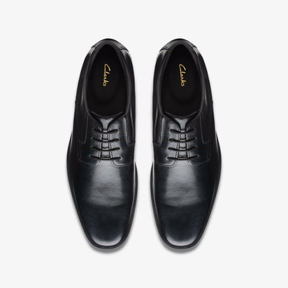 Clarks Sale / Howard Walk Black Leather