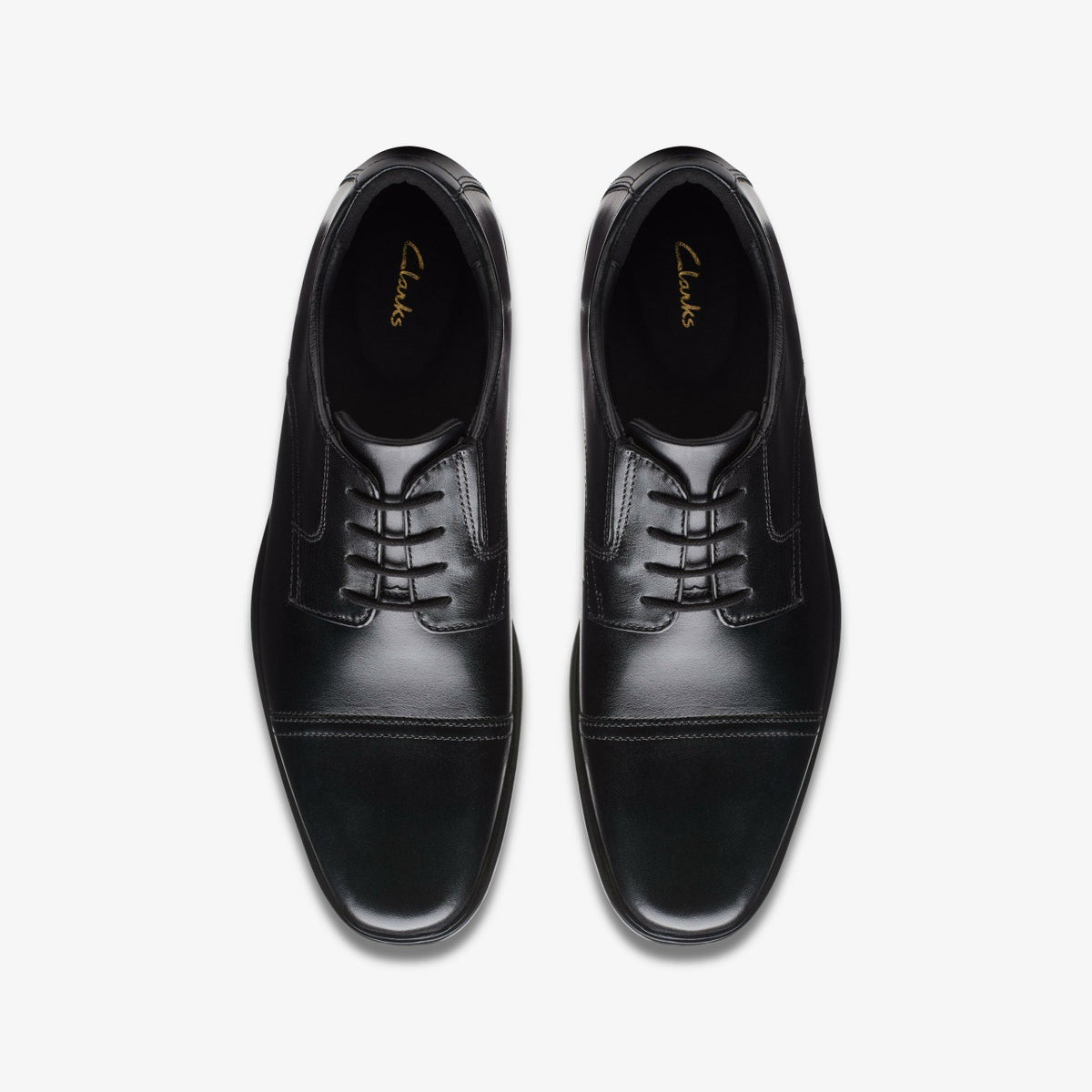 Clarks Deals / Howard Cap Black Leather