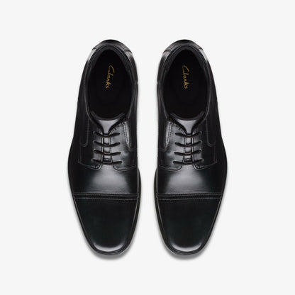 Clarks Deals / Howard Cap Black Leather