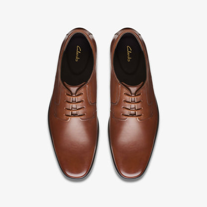 Clarks Latest / Howard Walk Dark Tan Leather