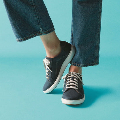 Clarks Hot Sale / Nalle Lace Navy Nubuck