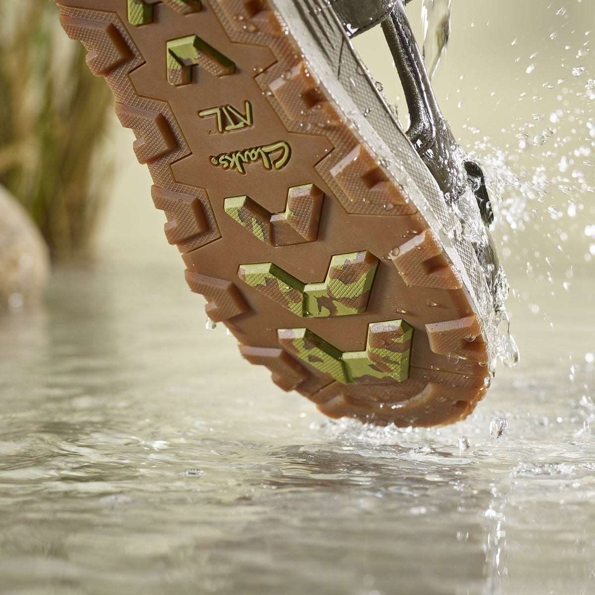 Clarks Great Value / ATL Trek Sun Olive Combination