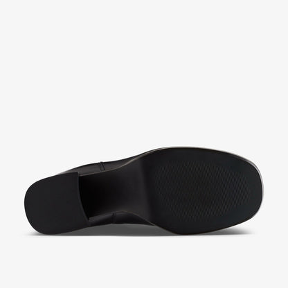 Clarks Signature / Pique Up Black Leather