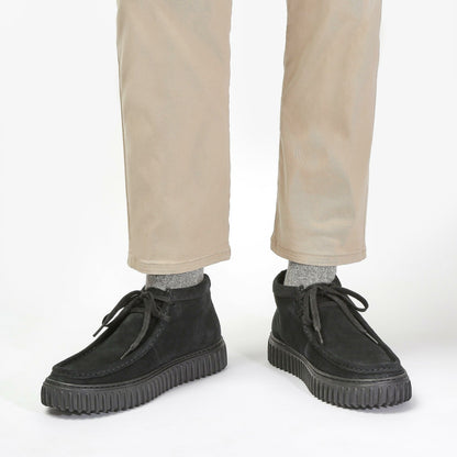 Clarks Latest / Torhill Hi Black Suede