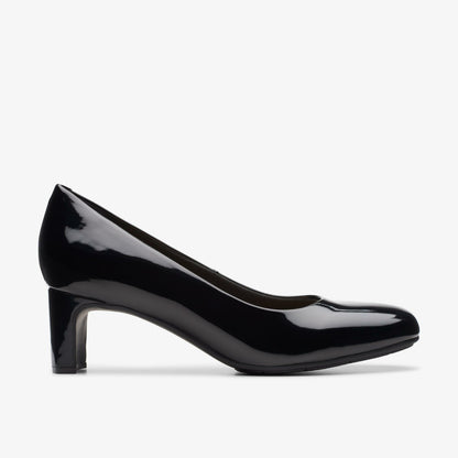 Clarks Latest / Kyndall Iris Black Patent