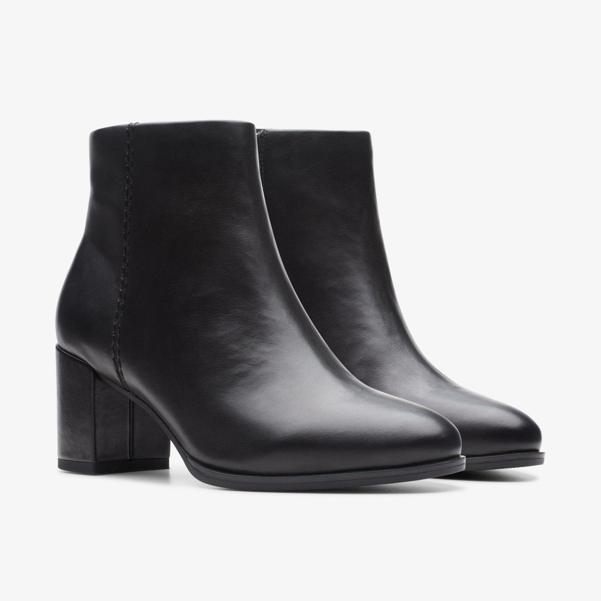 Clarks Trusted / Freva 55 Zip Ankle Boot Black Leather