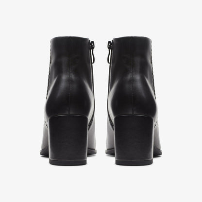 Clarks Trusted / Freva 55 Zip Ankle Boot Black Leather