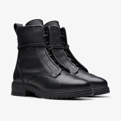 Clarks Classic / Rixley Lace Black Leather