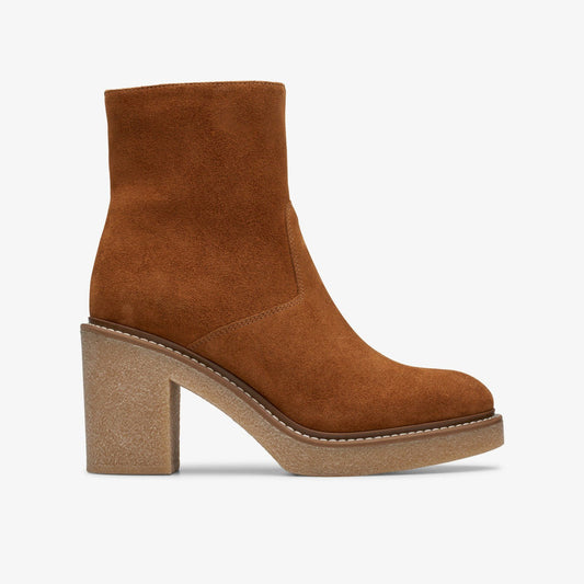 Clarks Classic / Colden Up Dark Tan Suede