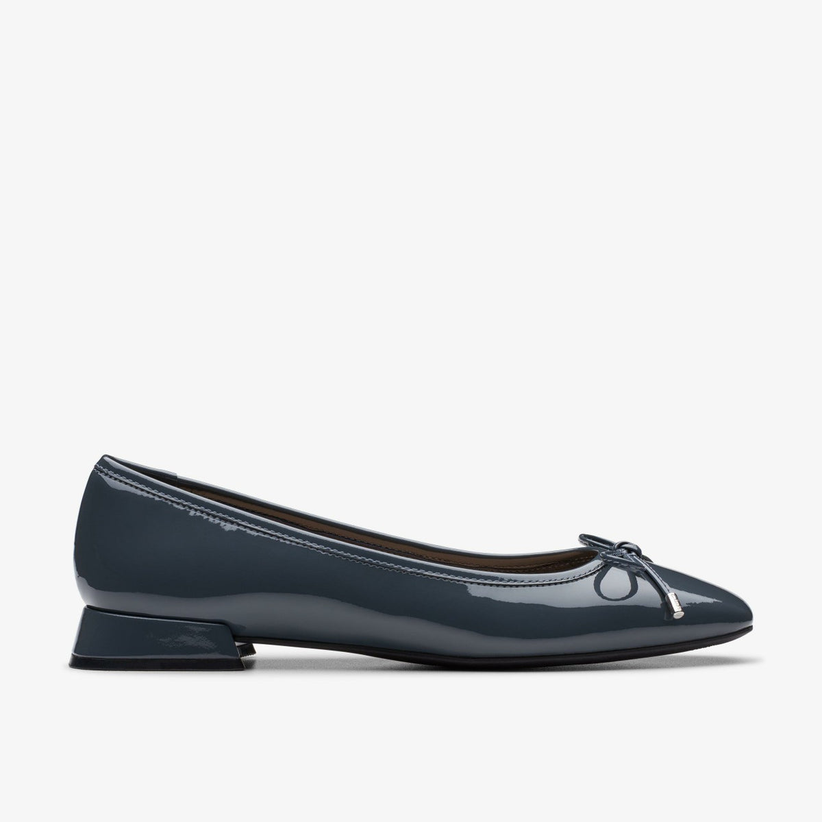 Clarks Customer Favorite / Ubree 15 Step Navy Patent