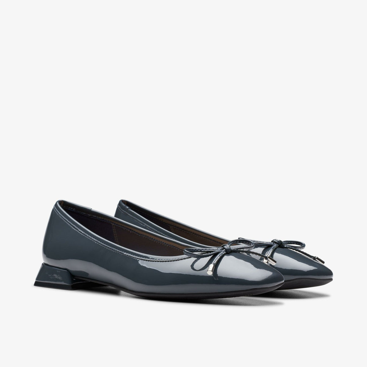 Clarks Customer Favorite / Ubree 15 Step Navy Patent