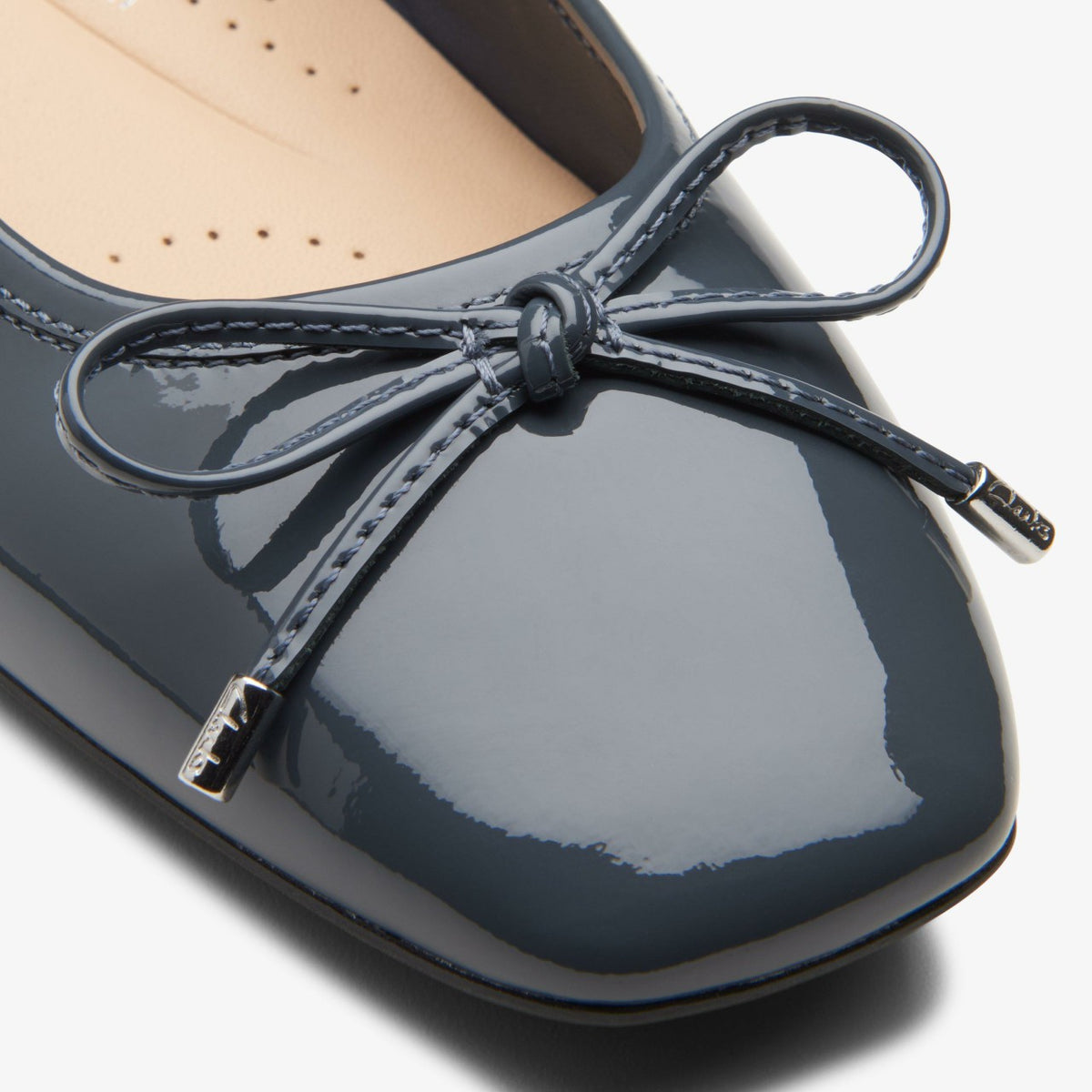 Clarks Customer Favorite / Ubree 15 Step Navy Patent