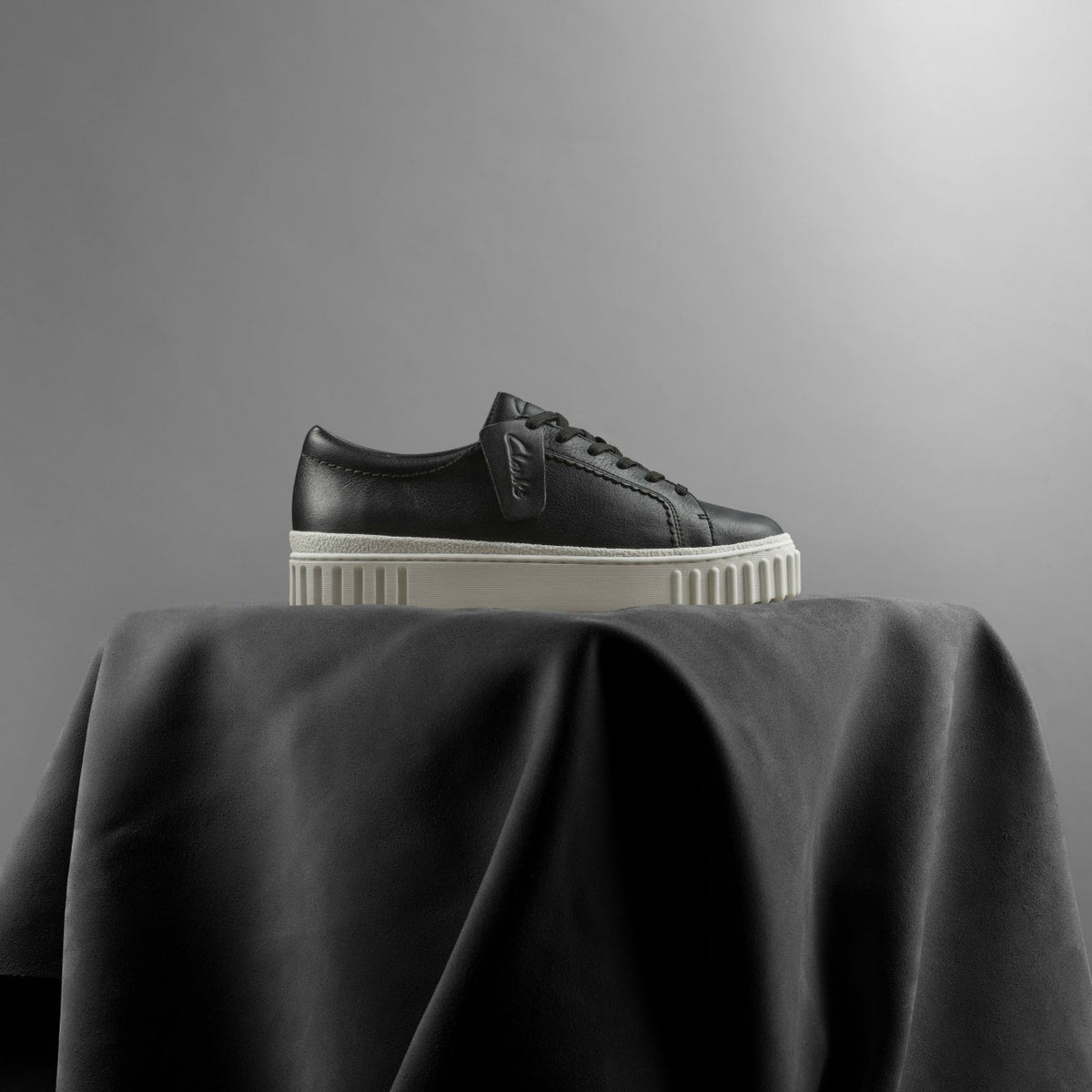 Clarks Best Price / Mayhill Walk Black Leather