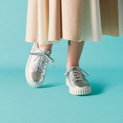 Clarks New / Mayhill Walk Silver Metallic