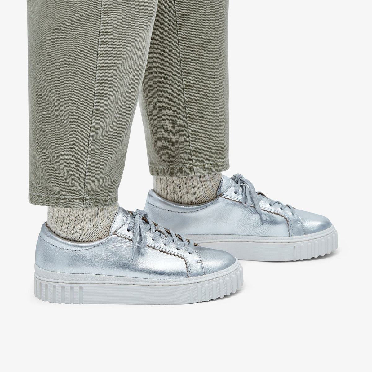 Clarks New / Mayhill Walk Silver Metallic