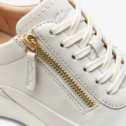 Clarks Best Seller / Tivoli Zip Off White Leather