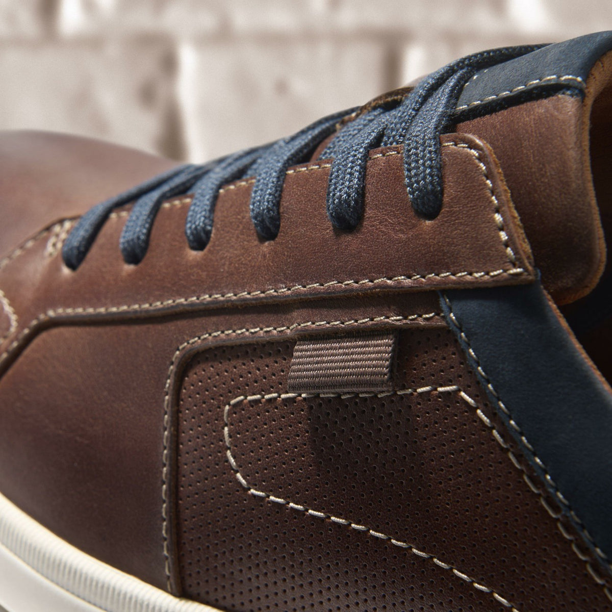 Clarks Deals / Mapstone Lace Mahogany Leather