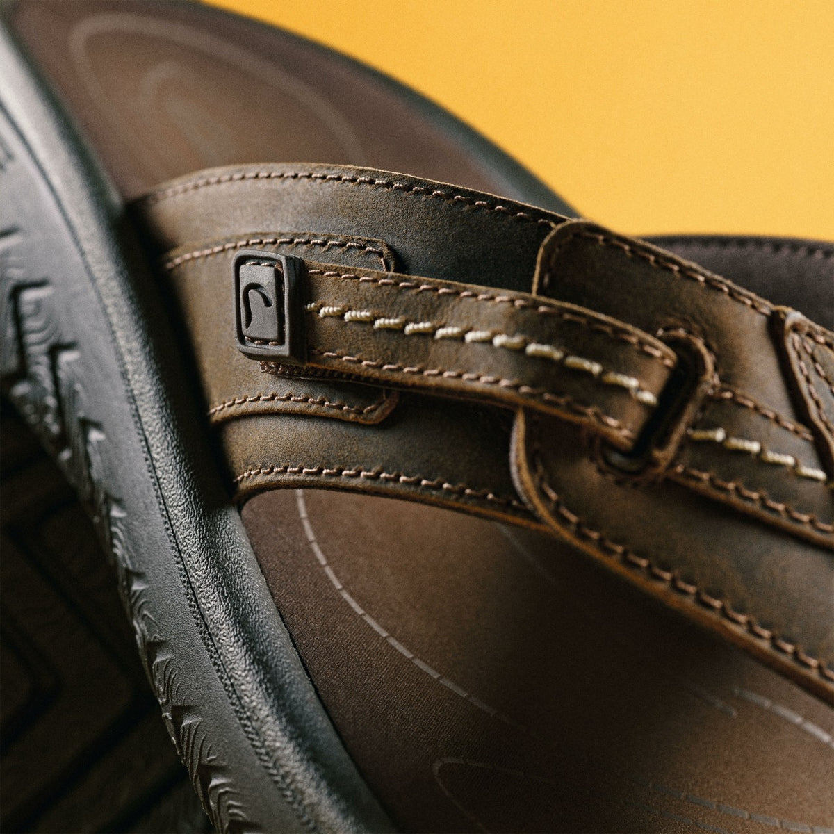 Clarks Featured / Wesley Sun Beeswax Leather