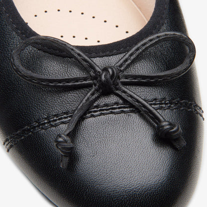 Clarks Exclusive / Loreleigh Rae Black Leather