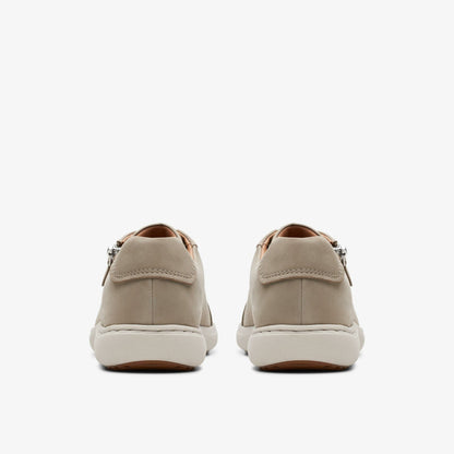 Clarks Value / Nalle Lace Stone Nubuck