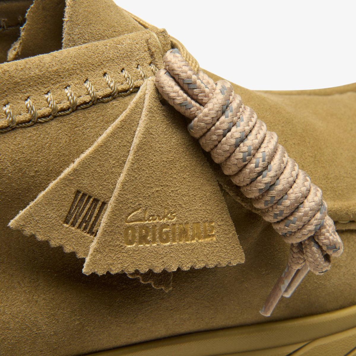 Clarks Essential / Wallabee Eden Dark Sand Suede
