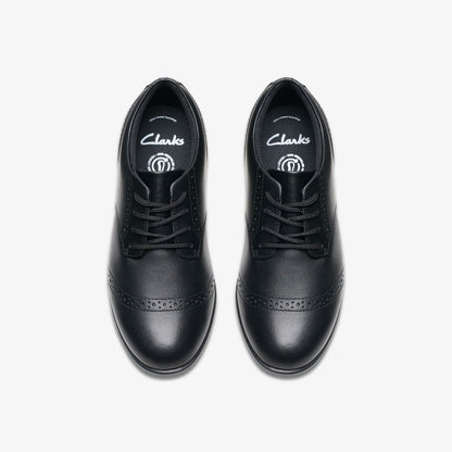 Clarks Recommended / Finja Brogue Older Black Leather