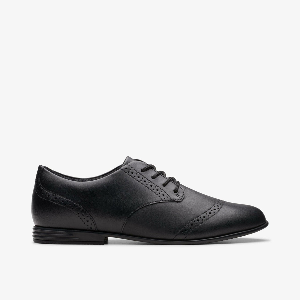Clarks Everyday / Finja Brogue Youth Black Leather