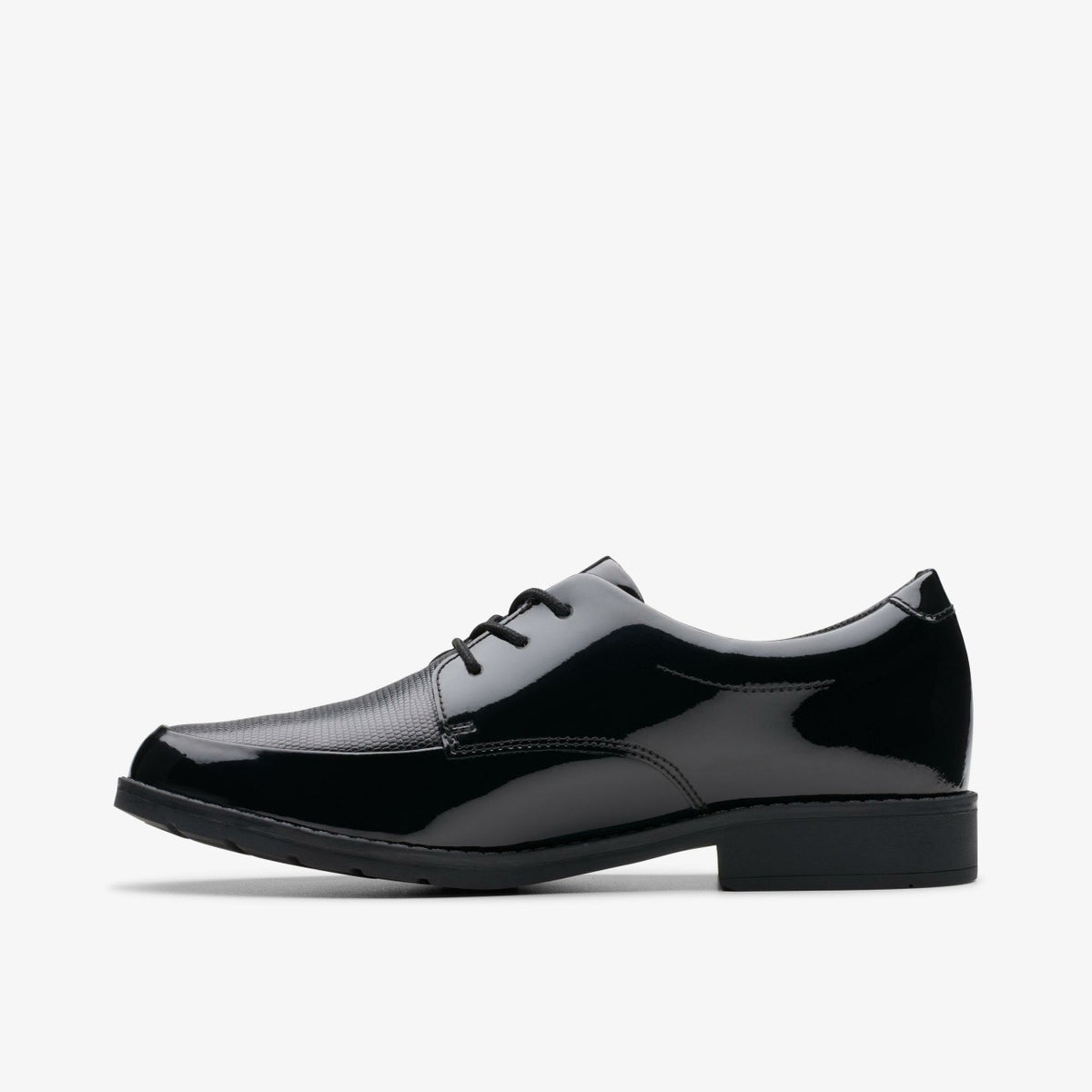 Clarks Signature / Aubrie Dress Youth Black Patent