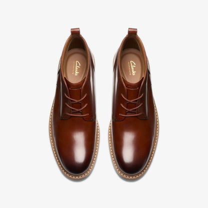 Clarks Hot Sale / Aldwin Chukka Mid Tan Leather