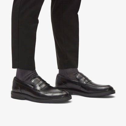 Clarks Trusted / Aldwin Step Loafer Black Leather
