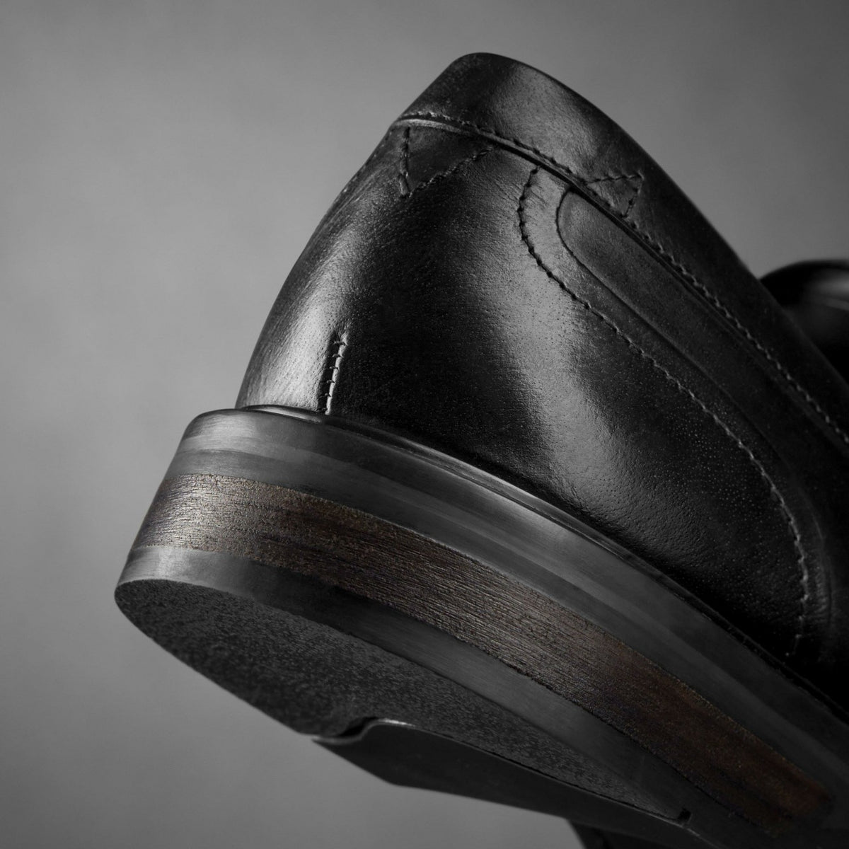 Clarks Trusted / Aldwin Step Loafer Black Leather