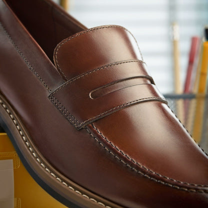 Clarks Top Pick / Aldwin Step Loafer Mid Tan Leather