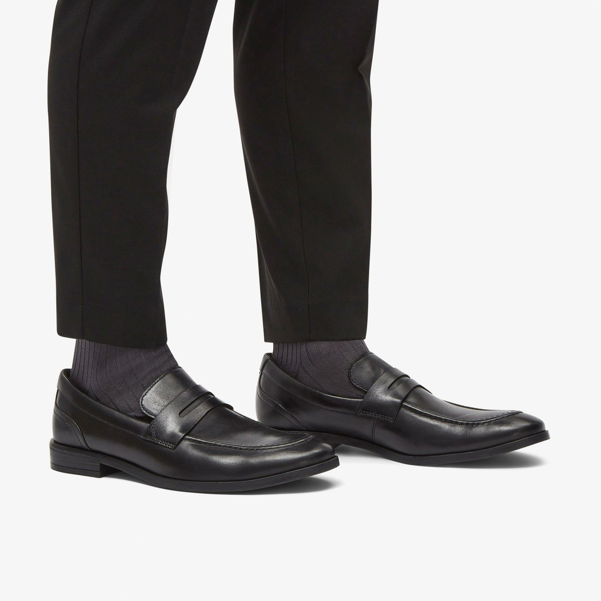Clarks Special Offer / Brandon Step Loafer Black Leather